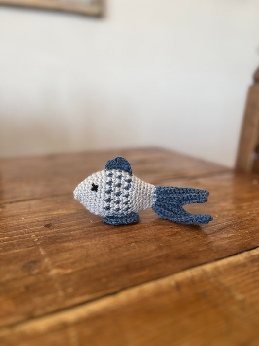 Pesciolino Cleo 14x8cm - Peluche Marino in Filato Acrilico