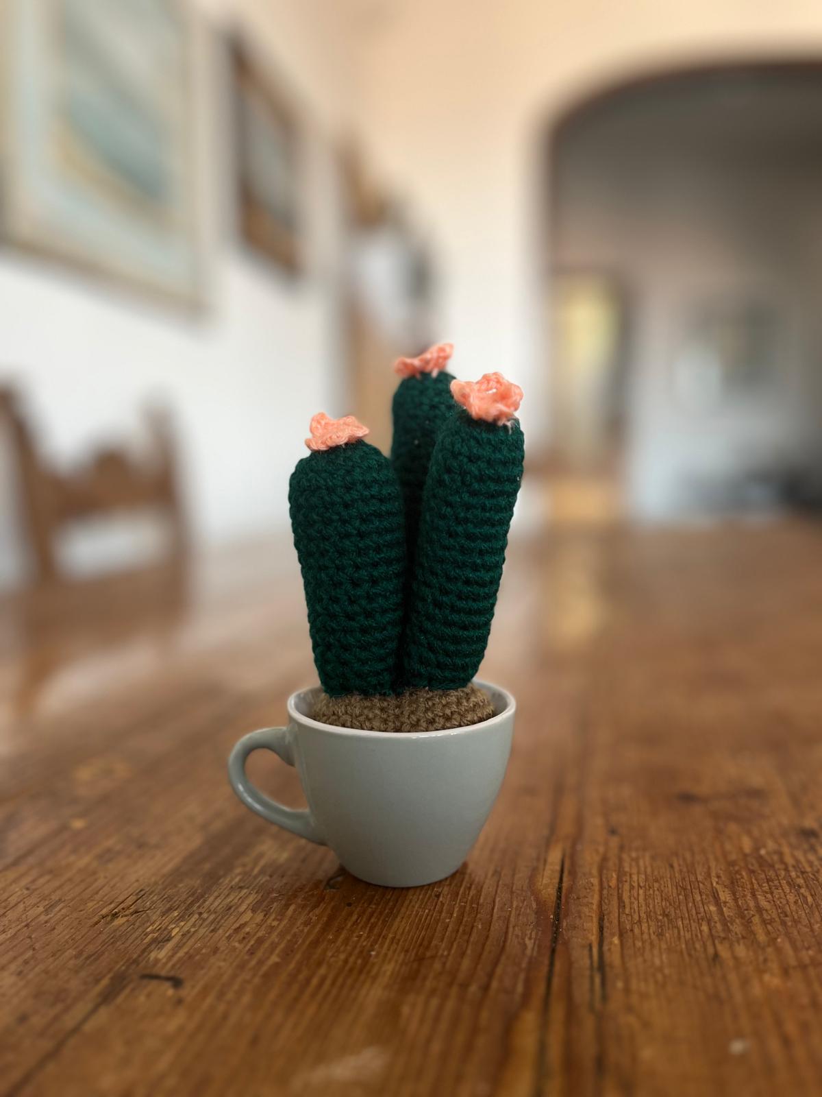 Pianta Celeste 7x11cm - Decorazione Verde in Filato Acrilico